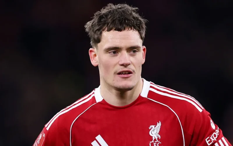 الغموض يحيط بمشاركة فلوريان فيرتز أمام ليفربول بعد تصريحات آرني سلوت الأخيرة